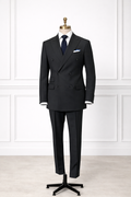 Traje Negro de Doble Botonadura — Made in Italy